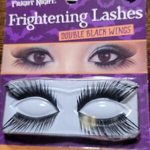 Frightening False Eye Lashes - Double Black Wings